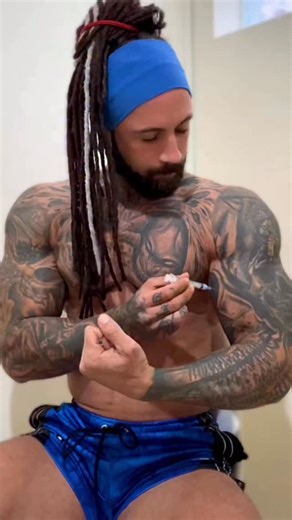 Mido Elgold on Instagram: "Stay natural 🙏🏻 #GymTok #Natty #Bodybuilding #FitnessMotivation #GymFail"