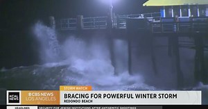 High winds, surf prompt closure of Redondo Beach Pier