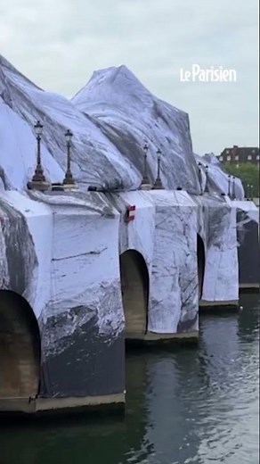 Paris : la Caverne du Pont Neuf de JR enfin gonflée