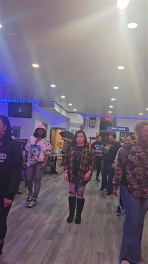 A tutorial of a line dance with @Fitness by Waverley! We learned each dance step by step as you can see in this instructional video. I do not own copyrights to the music. It is for entertainment and fitness purposes only