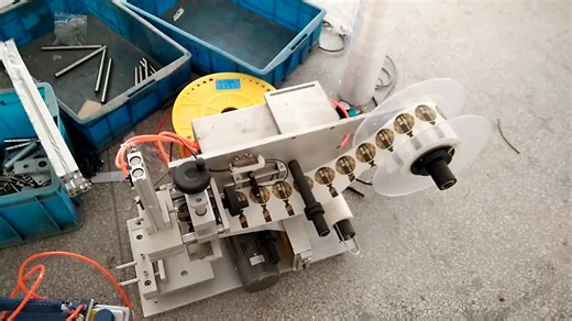 Semi-Auto Flat Labeling Machine ±1mm Precision & 25pcs/min Speed - Stable Labeling Machine With Printer