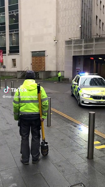 Big police turn out in Manchester for the trial of the man accused of murdering Olivia Pratt-Korbel in August 2022 #manchester #crime #liverpool #oliviaprattkorbel