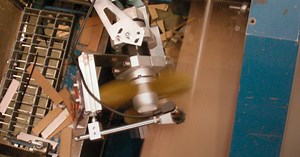 Tab Trim Removal - Valco Melton | English