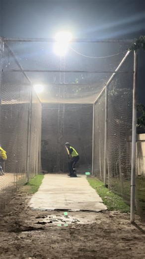 Night practice hard hitting @IMRAN ALI CRICKET Accadmy #pcb #psl