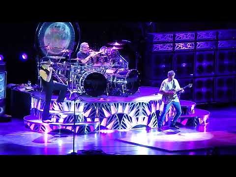 Eddie Van Halen Final Performance at Hollywood Bowl October, 4th 2015 "Romeo's Delight"