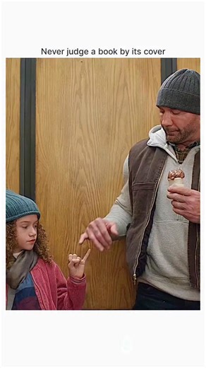 Moviecoms on Instagram: "The Making of The Time Traveler's Wife Eric Bana and Rachel McAdams had to film scenes out of order, jumping between newly in-love and heart-wrenching moments to fit the movie's non-linear narrative. McAdams joked it felt like time traveling to keep up with Clare's emotions! Ratings: IMDB - 8.1/10 Rotten Tomatoes - 84% Follow us for daily movie clips#TheTimeTravelersWife #MovieFacts##"