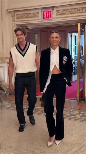 Damian and Harriet at Tommy Hilfiger Spring 2027 runway show!! 📷: @grazia_magazin #maxtonhallseason3 #maxtonhall #damianhardung #harrietherbingmatten #jamesandruby @Harriet Herbig-Matten