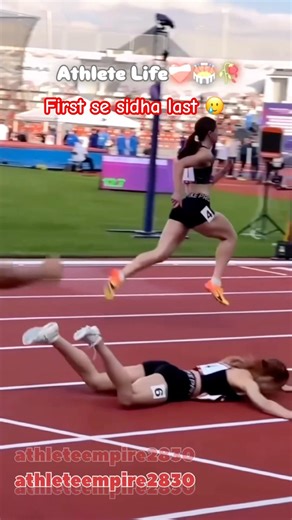 Women 100 meter hurdle athlete failed in hurdle crossing #athlete #elite #hurdles #world #shorts