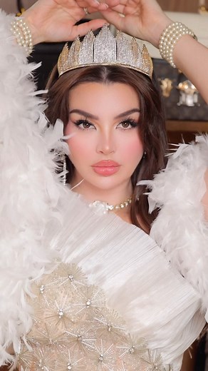 ‎🍓💎Johara💎🍓جوهره 🍓‎ on Instagram: "It’s Birthday week 🎂🎂🎂🦢🦢🦢🥳🥳🥳 Video: @minageorgephotography Outfit: @temraza @faridatemraz Make up: @sherifalkadi Hair style: @khaledelmadni Styled: @styledbyscandar Directed: @johara.business #johara #joharabellydancer #birthdaygirl"
