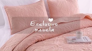 Exclusivo Mezcla Quilts Queen Size Bedding Set with 2 Pillow Shams, Lightweight Red Full Queen Quilt Bedspread with Vintage Damask Pattern, Soft Bedspreads Coverlets for All Seasons
