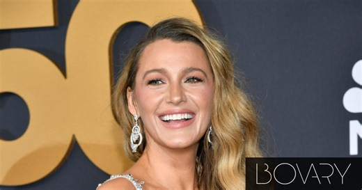 Ούτε χωρίστρα στη μέση ούτε πιασμένα: Το χτένισμα των 2000s που γίνεται τάση το 2026