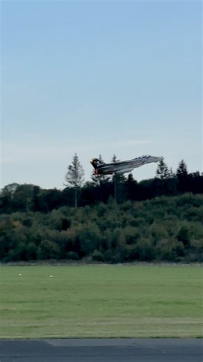 Skymaster XXL F14 Tomcat, show center loop with roll and minimum radius turn with wings swept. Stay tuned for more videos. #JetPower #Airshow2025 #rcsquadron #scalejet #rcjet #rc #fighteraircraft #fighterjet #usaf #usairforce #usnavy #aviation #aviationhistory #aviationgeek #aviationphotography #aviationlovers #aviationdaily #f14 #f14tomcat #tomcat #skymaster #jetcat #turbine | RC Squadron