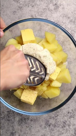Cheesy Mashed Potatoes 🧀 The Ultimate Side Dish!
