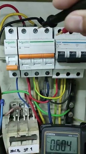 How to Measure 3-phase and 1-phase Voltage