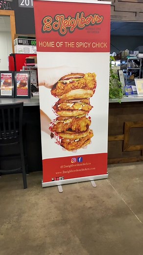 Discovering 2 Neighbors Hot Chicken in Desoto | Dallas Foodie Experience