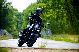 Peugeot PM-01 125 : l’essayer c’est la dompter ! TEST