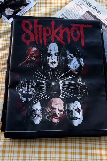 Stylish Weekday Outfits for Rock Music Fans