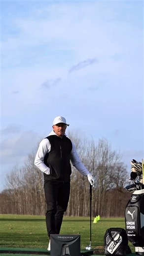 Simon Dyson on Instagram: "“Forget technical practice. If you want to score lower, your practice has to feel random and real — just like the course.” I just did a TrackMan random test from 50–100 yards and it’s brutally good. Random numbers, 5 balls per try, and I had 10 attempts to score 90/100 with 30 seconds between each shot. No block practice. No “one good swing” comfort zone. This isn’t technique work — it’s scoring practice. You’re building a skill: pick a number, pick a shot, execute… th