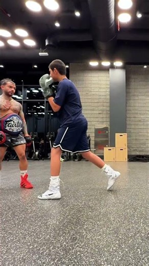 Punches that hit different (literally). Tap in, tune out. 💤 #boxing