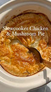Slowcooker Creamy Chicken, Leek & Mushroom Pie 🥧The EASIEST pie & nicest slowcooker recipe you will make in your life, a crispy flaky pastry lid with creamy chicken & mushroom underneath? If you are slowcooker obsessed my new SIX INGREDIENT SLOWCOOKER BOOK IS £10 ON PREORDER 📕(Pie recipe in the comments) | Bored of Lunch