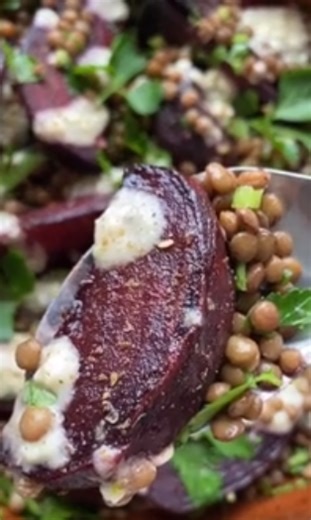 Za’atar Beetroot Lentil Salad: Bold Flavors With Fresh Appeal