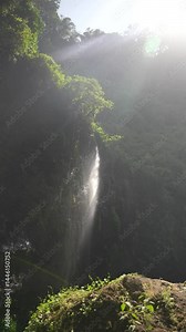 Cascada en Tumpak Sewu, Java, Indonesia