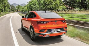 Testirali smo Renault Megane Conquest RS Line E-tech: Vrhunski hibrid, još više lovac na poglede