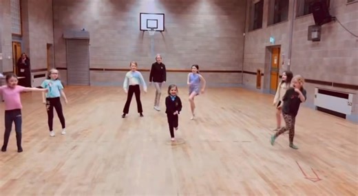 11 reactions | Our dancers working super hard on Thursday 朗 | Expression Dance | Facebook