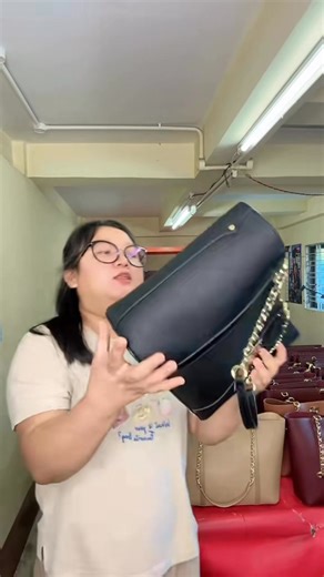 ကျောင်းသွား ရုံးတက် busy lady တို့အတွက် အကောင်းဆုံး အိတ်ကလေးပါရှင်❤️ | Oleander Bag Collection