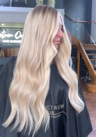 Spectrum One x @Signature Scalp Uk This service is now available to all hairdressers and clients so that you can have the hair you deserve ❤️