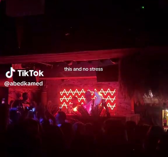 Exploring NYC Nightlife: Top Rooftops and Clubs