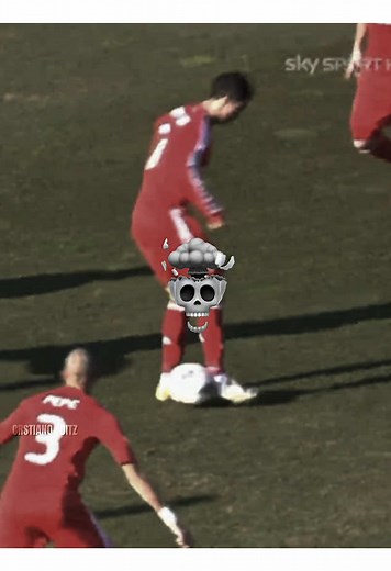 Ronaldo's Stunning Backheel Goals in Football