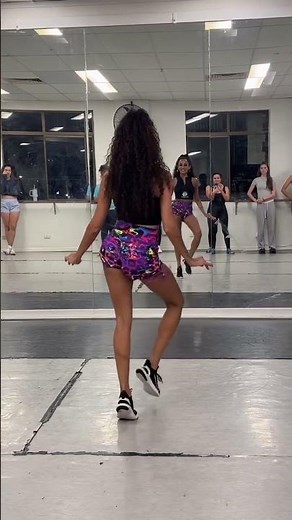 CLASES DE SAMBA BAILANDO ESPECTACULAR CON ARTE Y PASION ✨💃 #samba #brasil #riodejaneiro #dance #love