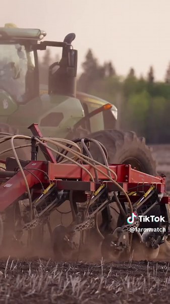 Bam 💥 #farmlife #foryou #farming #seeding #spraying #farmequipment #drone #epic #farm #foryourpage #farmer #agriculture #machinery #crops #booyah #fyp #agri #planting #caseih #johndeere
