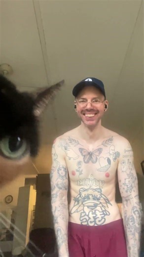 HELLO👋 aww more goats dropping heat 🙏😂❤️ #arcticmonkeys#hello#you relax, it's ok, i know the feeling