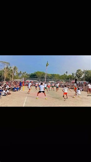 তিন দিনব্যাপী বার্ষিক ক্রীড়া প্রতিযোগিতা ও ভলিবল টুর্নামেন্ট ২০২৬ কুলিয়া তালুকের মাঠ, মোল্লাহাট,বাগেরহাট। ভলিবল খেলায় অংশগ্রহণ করছেন, বুড়িগাংনী বনাম আটজুড়ী, জয়লাভ করেছেন আটজুড়ী ভলিবল একাদশ।🤾‍♂️🤾‍♀️ ১৭/০১/২৬ খ্রিঃ #viralreelschallenge #foryoupageシ #viralvideoシ @highlight | BM Rabiul Islam Dmp