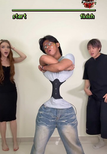 Corset Challenge: Fashion Fun with Jepitot & Friends