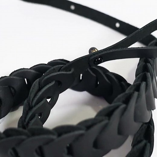 Hand Linked Mandolin Strap in Black Ball Glove Leather - Franklin Strap