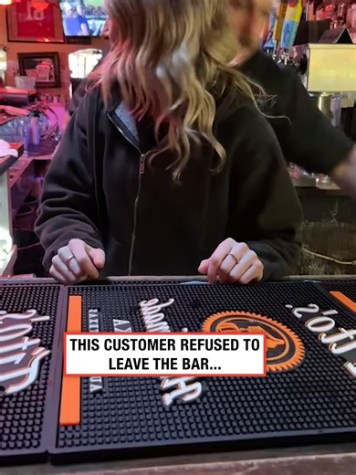 This customer refused to leave the bar... (🎥: @the_goldenboybanks @flyinhoney Collab)