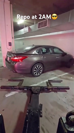 Craziest Repo Quick Pick at 2AM #fyp #cars #repo #towing #towtruck | Bentley Frazier