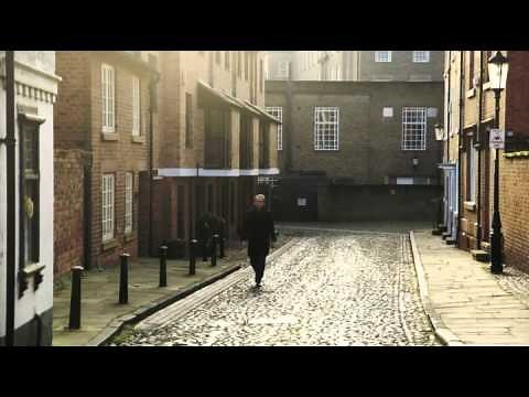 Fake or Fortune SE4 E01 "Lowry"