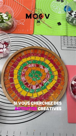 Envie d’une activité créative à Dakar ? Si vous cherchez des ateliers manuels et créatifs, découvrez @Diysenegal ✨ Ils proposent une variété d’activités accessibles à tous, même si vous êtes débutant : 🪵 Pyrogravure 🎨 Peinture sur bois 👜 Peinture sur tote bag 🧶 Ateliers de crochet … et plein d’autres activités créatives. Nous avons testé l’atelier de Mosaïque et l’expérience était top : l’équipe vous accompagne de A à Z, vous apprend les techniques et vous repartez avec votre propre création