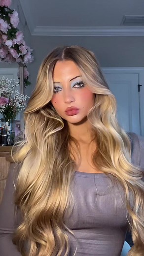 90’s Inspired Messy Makeup Tutorial | Saltburn 90s Makeup Look