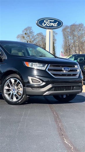 🔥 2016 Ford Edge Titanium Shadow Black under $15k