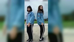 抖音国际版最火的-捣蒜舞-你喜欢哪一个杵呢
