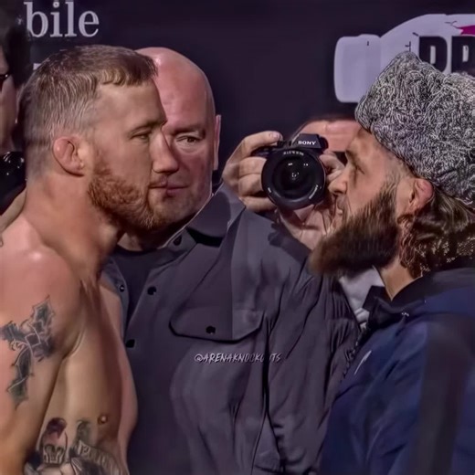 Justin Gaethje vs Rafael Fiziev: A UFC Showdown