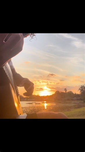 Emotional Guitar Cover of 'Tears in Heaven'