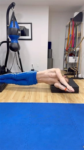 Lower back and side core training #Gymnastics #Core #Yoga