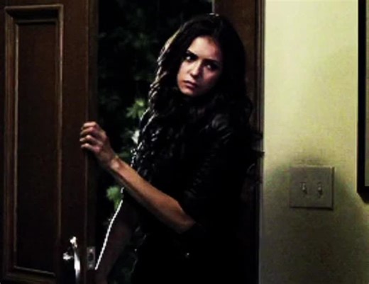Inlove w this song #gifs#tvd #katherinepierce @juliawolfnyc | Katherine Pierce