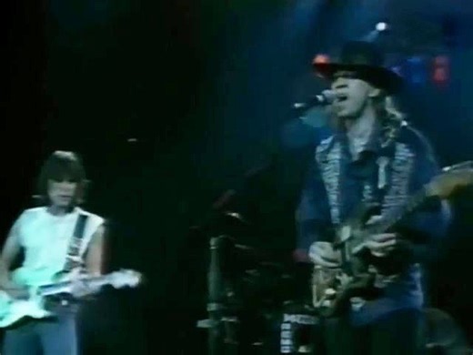 Stevie Ray Vaughan & Jeff Beck - I'm Goin' Down (Live in Chicago 1989) | Guitar Legacy